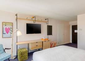 Plunge Beach Resort 5