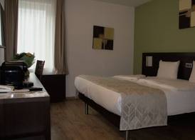 Threeland Hotel 2