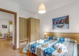 Residence La Perla with Shared Pool 3