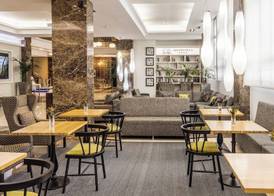 Hotel ILUNION Abando Bilbao 4