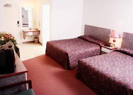 Country Club Inn 2
