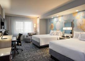 Courtyard by Marriott Calgary South 5