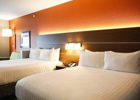 Holiday Inn Express & Suites LOUISVILLE DOWNTOWN by IHG 5