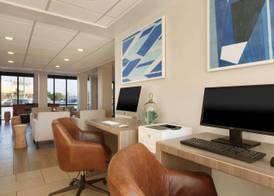 Surfbreak Virginia Beach Oceanfront, an Ascend Collection Hotel 5