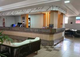 Victoria Plaza Hotel 3