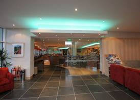 Premier Inn Plymouth - Derriford 3