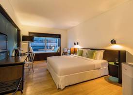 Beijing New World Centre Tongpai Hotel 5