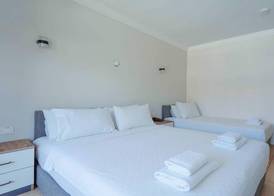 7 Brothers Hotels 4
