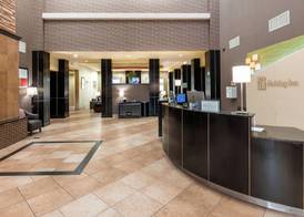 Holiday Inn DALLAS - GARLAND by IHG 2