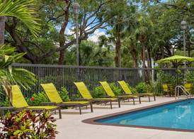 Holiday Inn Express & Suites Sarasota Bradenton by IHG 4