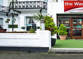 The Waverley Hotel 5