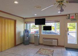 Economy Inn by OYO Ashburn I-75 2