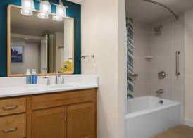Wyndham Waikiki Beach Walk 1BR Apartment with Resort Access 5