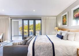 Pearl Valley Hotel 5