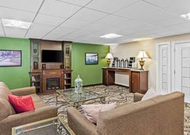 Rodeway Inn 3