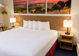 Days Inn by Wyndham Monticello 4