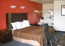 Travelodge by Wyndham Parkersburg 5