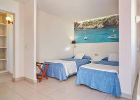 Aptos Casa Luis by Invisa 5