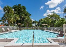 Days Inn Fort Lauderdale Airport North Cruise Port 2