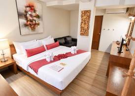 Villa Cha-Cha Banglumphu 5