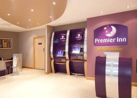 Premier Inn Sunbury - Kempton Park 2