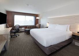 Holiday Inn Express & Suites BAY CITY by IHG 4