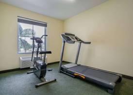 Howard Johnson by Wyndham Houma 3