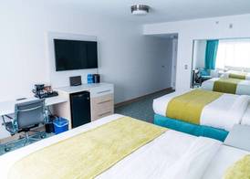 Coast Langley City Hotel & Convention Centre 5