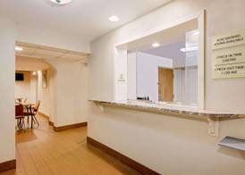 Super 8 by Wyndham Allentown 2
