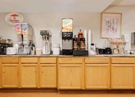 Super 8 by Wyndham Allentown 3