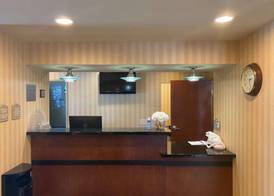 AmericInn by Wyndham Oshkosh 4
