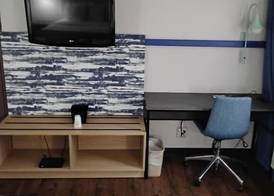Garner Hotel Battle Creek South by IHG 5