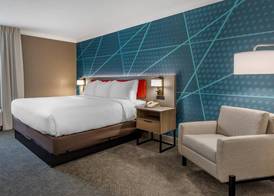 Comfort Inn & Suites Hadley - Amherst 4