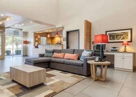 Country Inn & Suites by Radisson, Lumberton, NC 4
