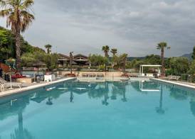 Weekend Glamping Resort 4