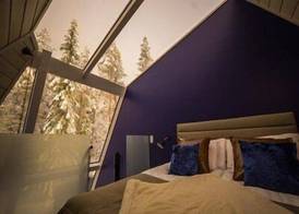 Glass Resort 4