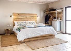 Driftwood Guesthouse 4