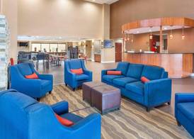 Comfort Suites Wilson - I - 95 4