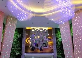 Holiday Villa Hotel & Residence 2