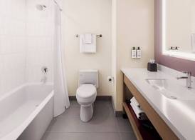 Garner Hotel Lawton - Fort Sill Area by IHG 5