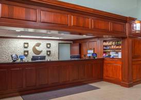 Comfort Suites Outlet Center 5