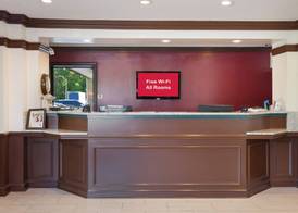 Red Roof Inn Dillon, SC 4