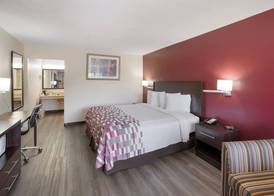 Red Roof Inn Dillon, SC 5