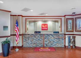 Quality Inn & Suites Ann Arbor Hwy 23 5