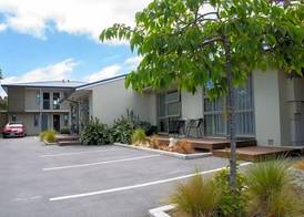 TOWER JUNCTION MOTOR LODGE- Motel with Airport and Railway Station Transport Service 2