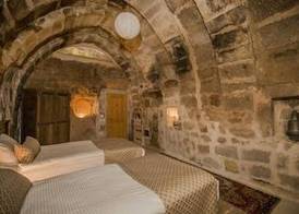 Helike Cave Suites 4