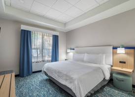 Garner Hotel Birch Run Frankenmuth Area by IHG 3
