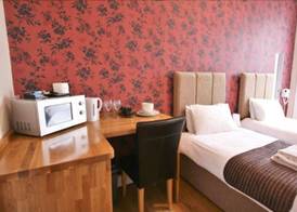 Central Studios Gloucester Place by Roomsbooked 3