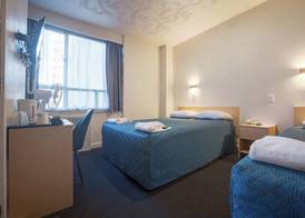 Kiwi International Hotel 5