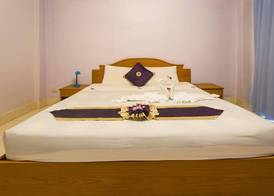 Guesthouse Belvedere - Room for 2 Near Patong Beach, Wifi and Ac 4